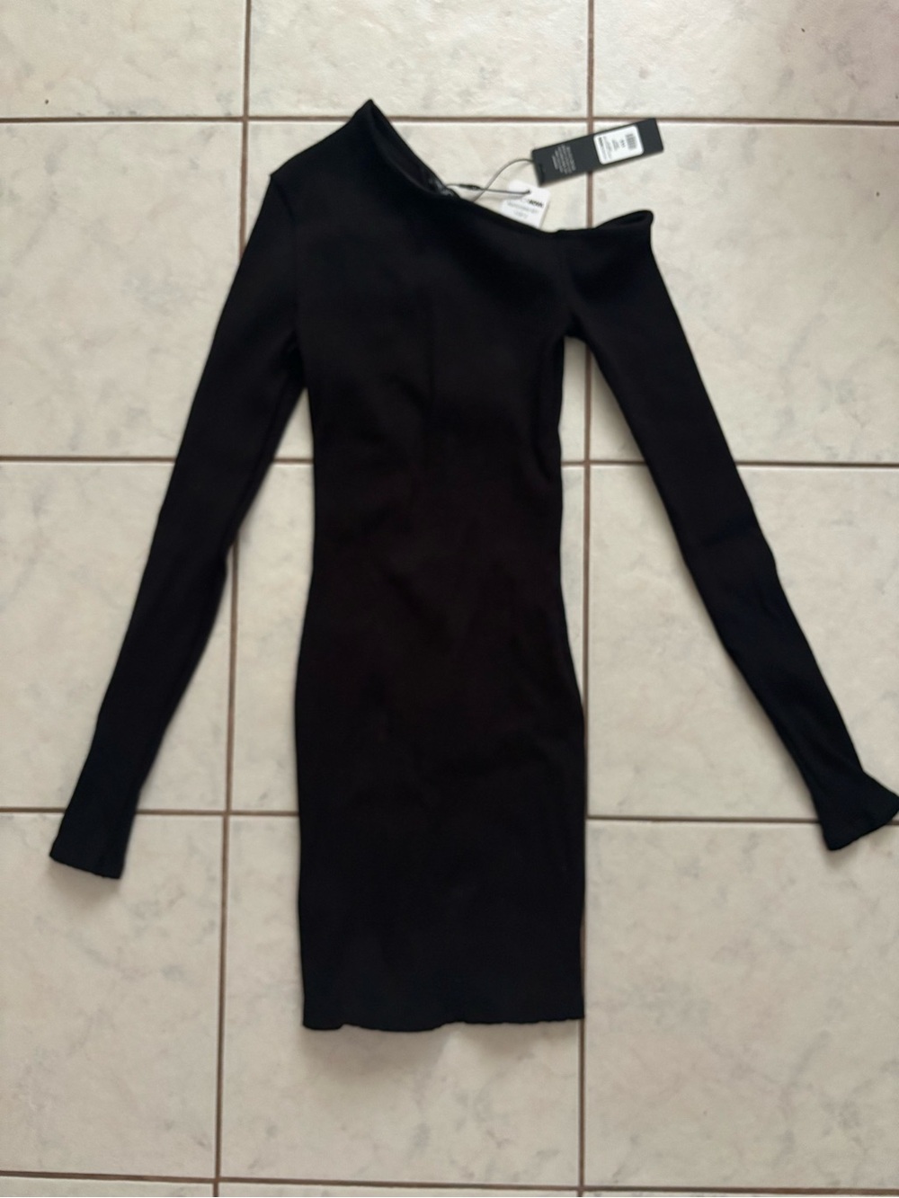 Fashion Nova Black One-Shoulder Long-Sleeve Bodycon Dress